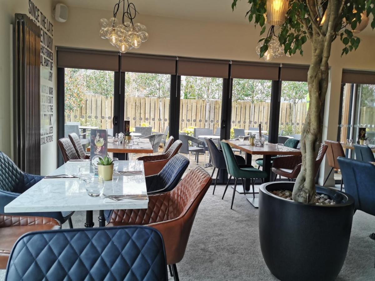 The Balerno Inn Edimburgo Esterno foto